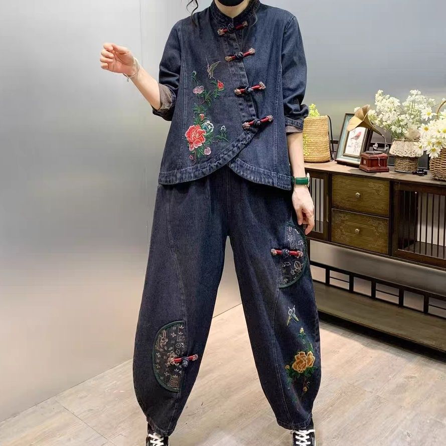 Embroidery On Jeans - 빈티지 단추 느슨한 자수 꽃 데님